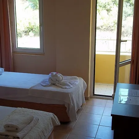 Hasinci Hotel 2*